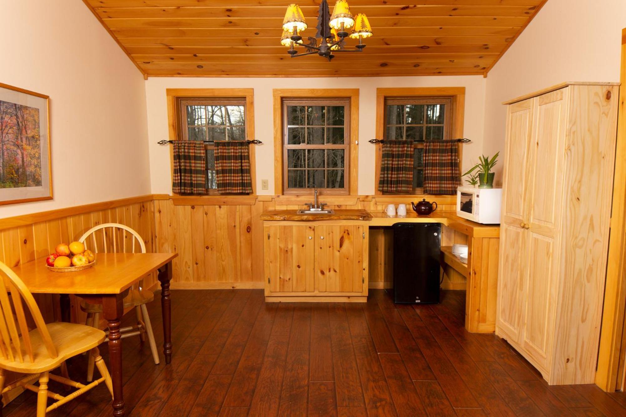 Trails End Inn Keene Valley Ngoại thất bức ảnh