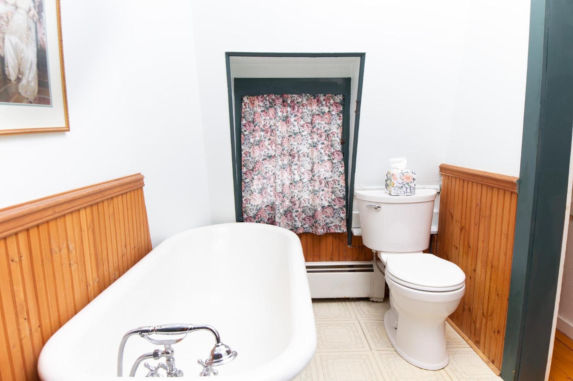 Trails End Inn Keene Valley Ngoại thất bức ảnh